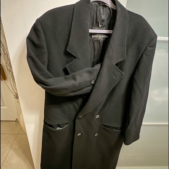 Mario Valentino Vintage Black Winter Coat - Picture 3 of 6